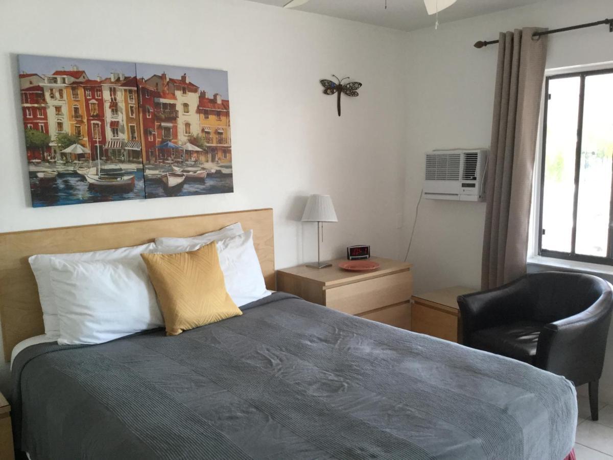 Breakaway Inn Guest House Lauderdale-by-the-Sea Esterno foto