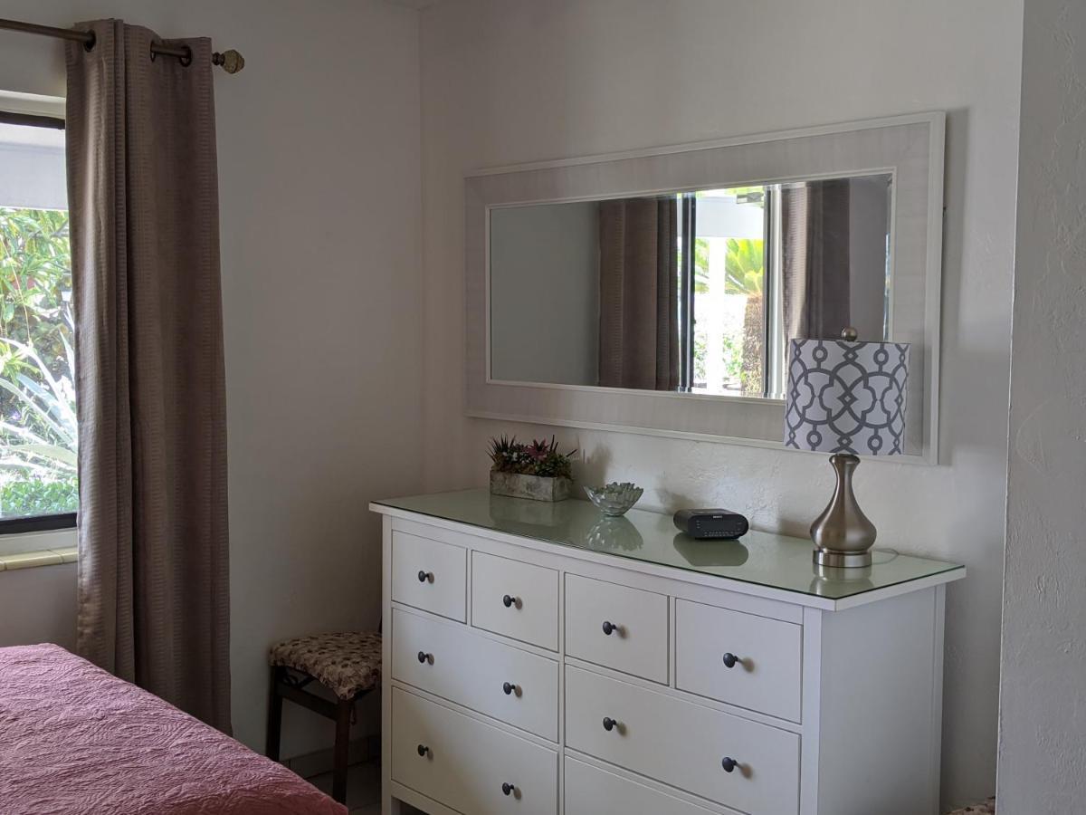 Breakaway Inn Guest House Lauderdale-by-the-Sea Esterno foto