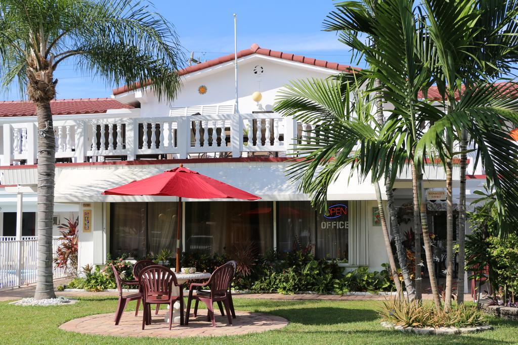 Breakaway Inn Guest House Lauderdale-by-the-Sea Esterno foto
