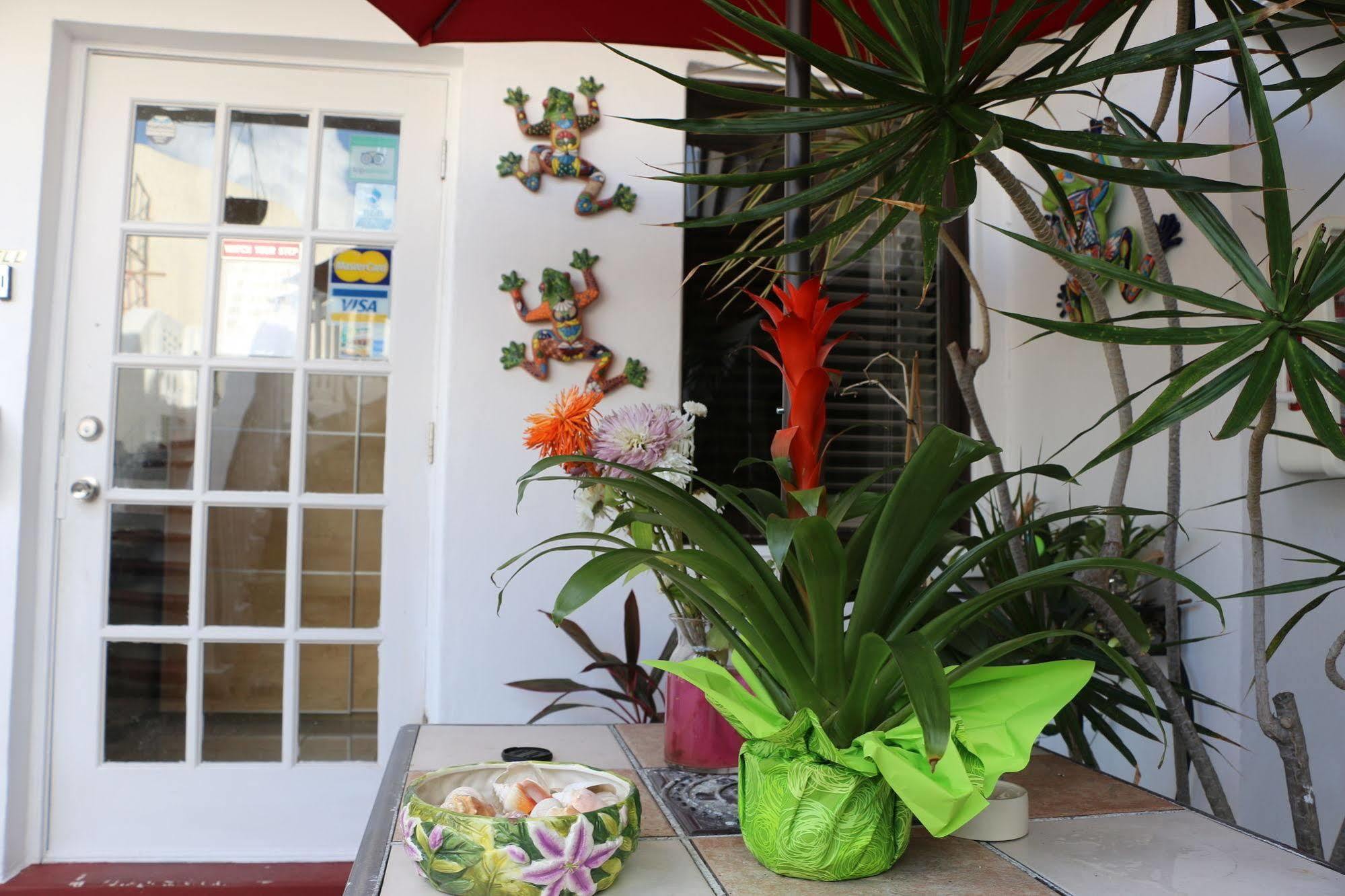 Breakaway Inn Guest House Lauderdale-by-the-Sea Esterno foto